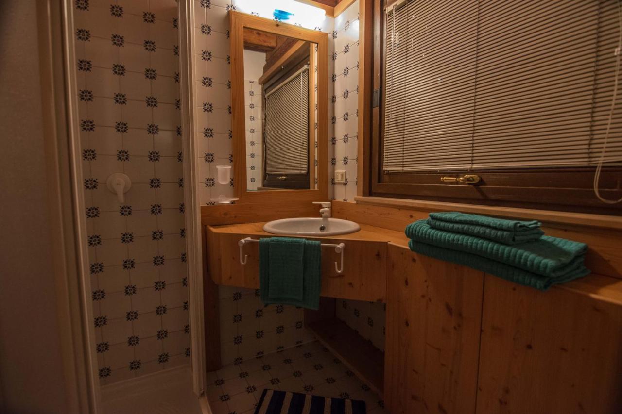 Tabie Dli Cuuntini Villa Dosoledo Bagian luar foto